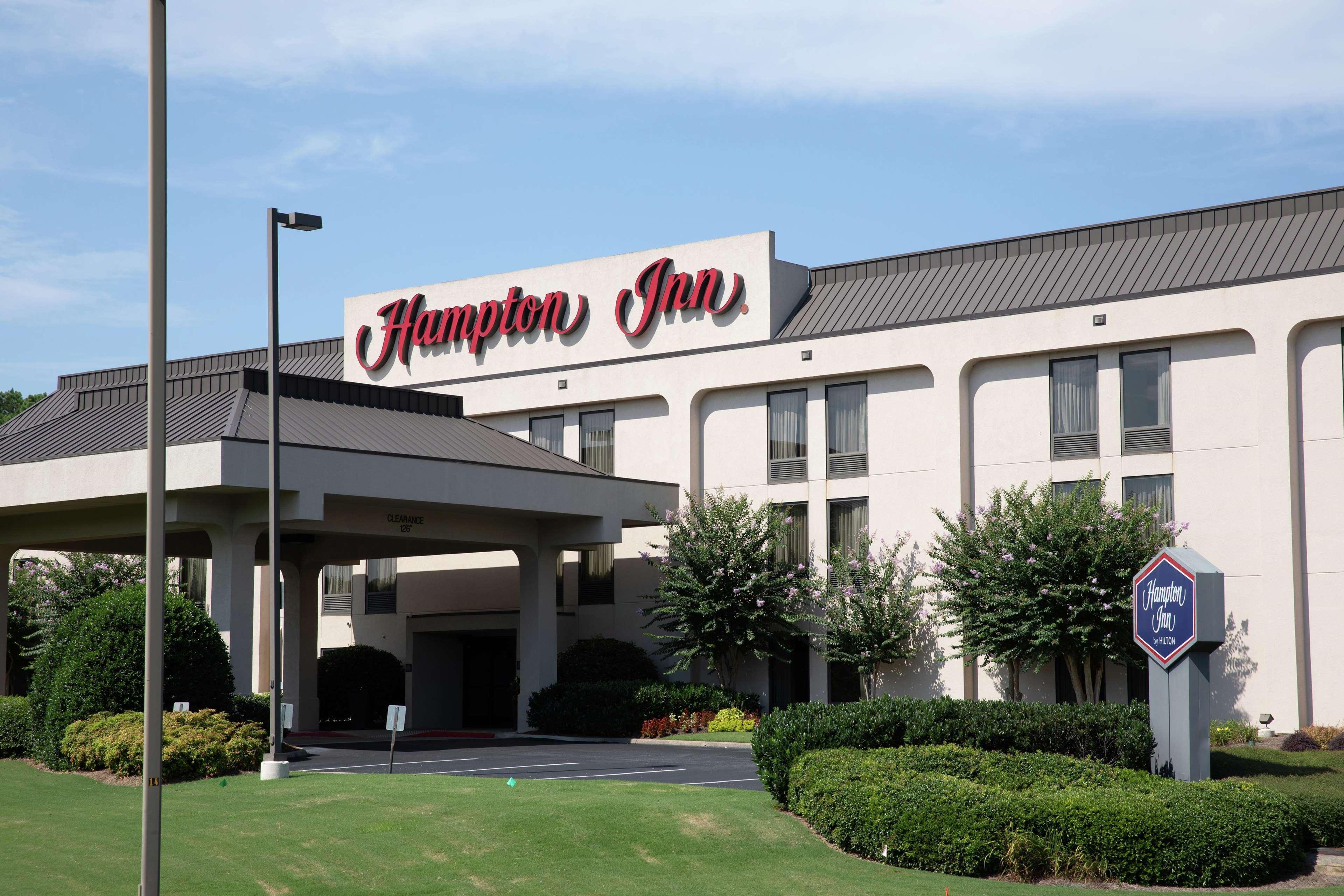 Hampton Inn Atlanta-Town Center/Кеннесо Экстерьер фото