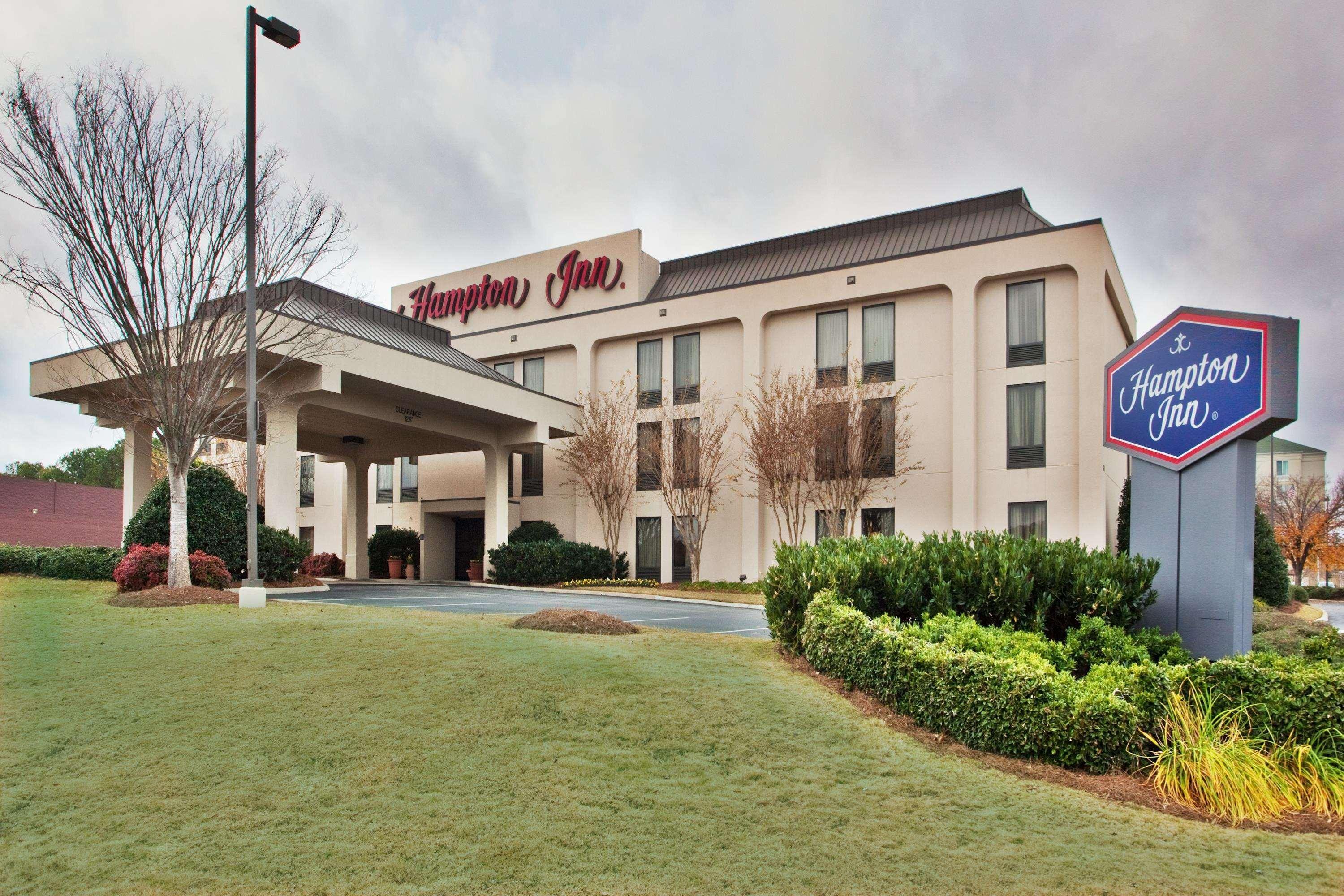 Hampton Inn Atlanta-Town Center/Кеннесо Экстерьер фото